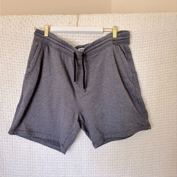 Old Navy Sweat Shorts ✨ - Picture 1 of 3